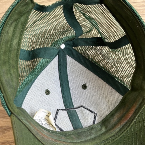 Patagonia Green Trucker Hat - Picture 7 of 11